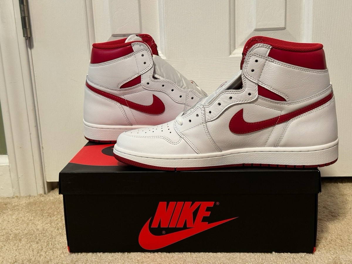 NIKE Air Jordan 1 Retro レッド/ホワイト Buy Size 12 - Air Jordan 1 Retro OG High Metallic Red online | eBay