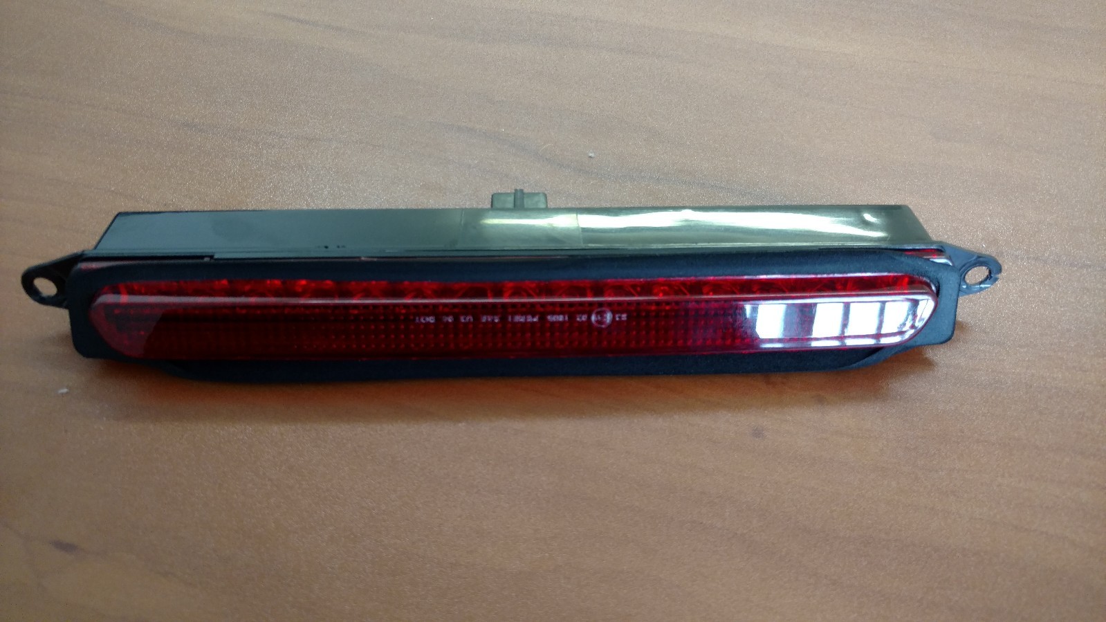 ASTON MARTIN V8 VANTAGE GT8 REAR 3rd BRAKE LIGHT OEM 6G33-13N408-BC