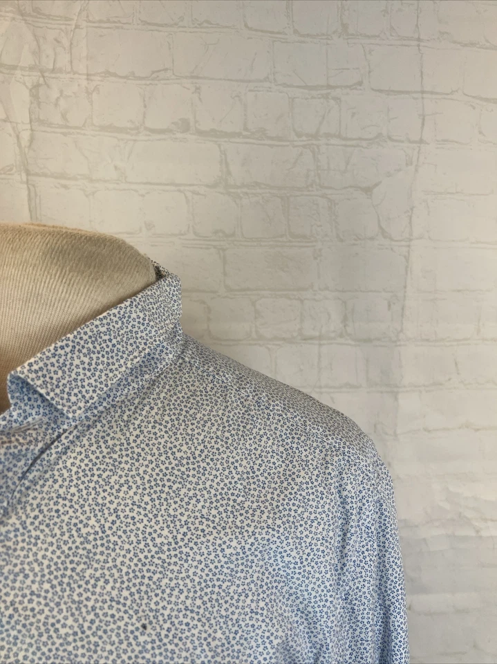 Camisa de vestir delgada Pure H. Tico de algodón floral blanca y azul para hombre XL $178 Foto 2 de 4