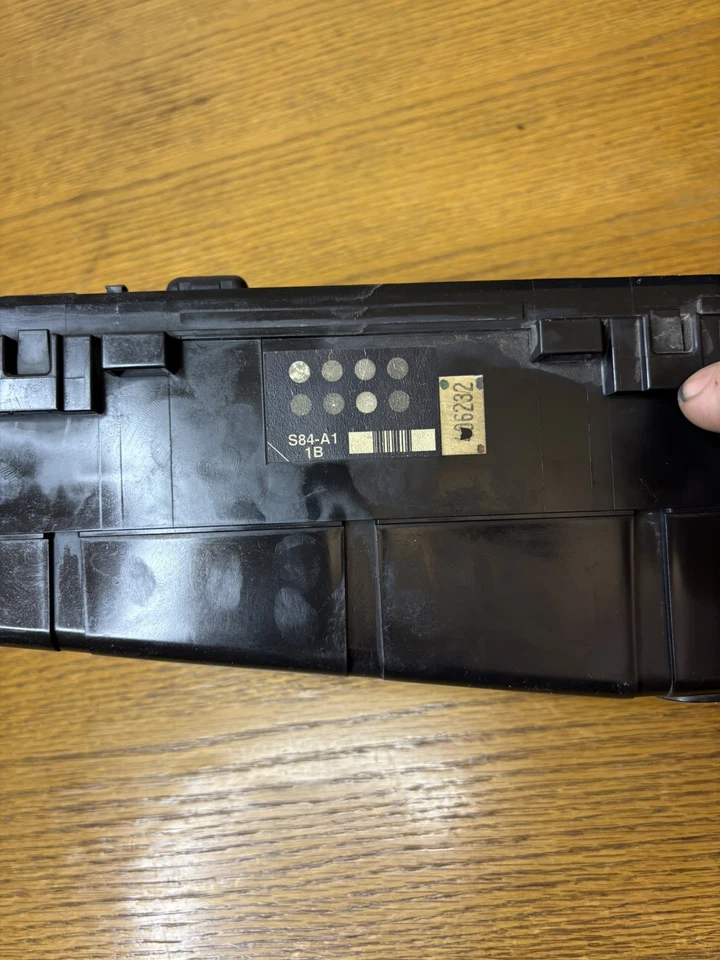 Juego de módulos de control Honda Accord 2002 ECM, SRS, paneles de fusibles y módulos de relé Foto 4 de 4