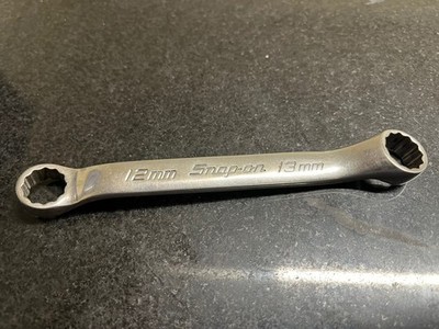 Snap On 12-13 mm 12-Punkt metrisch kurz 10° Offset Ringschlüssel XSM1213A