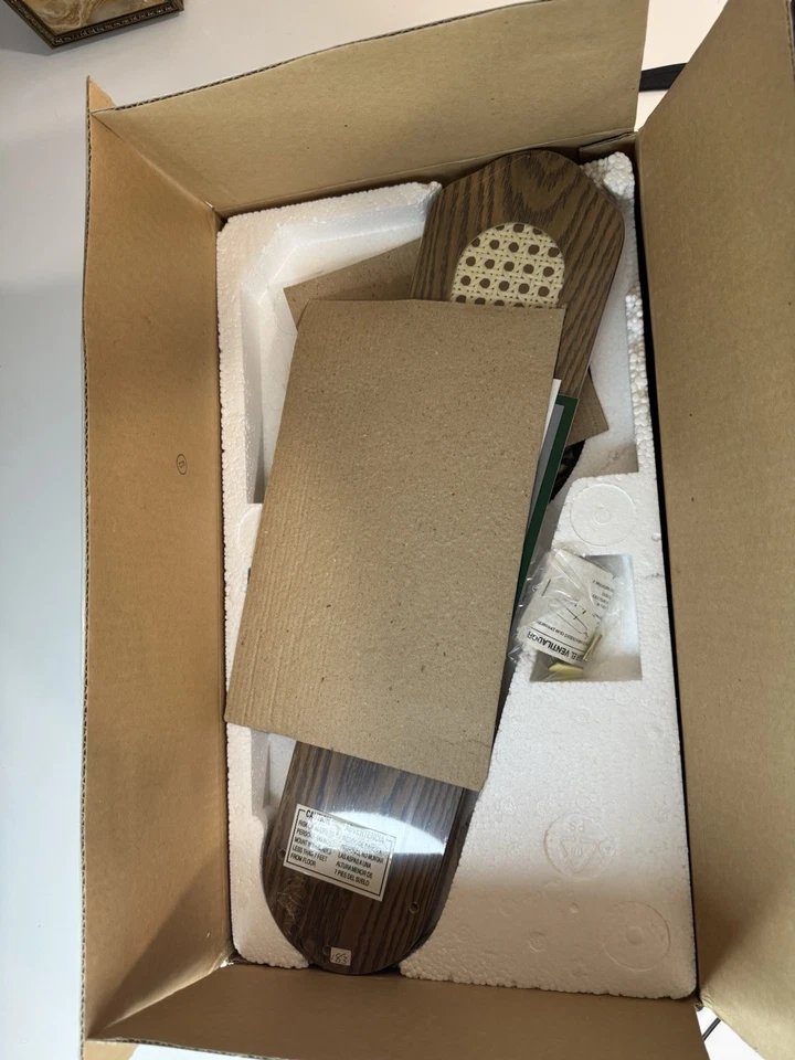 HAMPTON BAY The Harbor Light 52" Flush Mount CEILING FAN 790-656. - Image 4 of 4