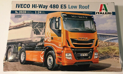 Italeri 1/24 Iveco Hi-Way 480 E5 (Low Roof)