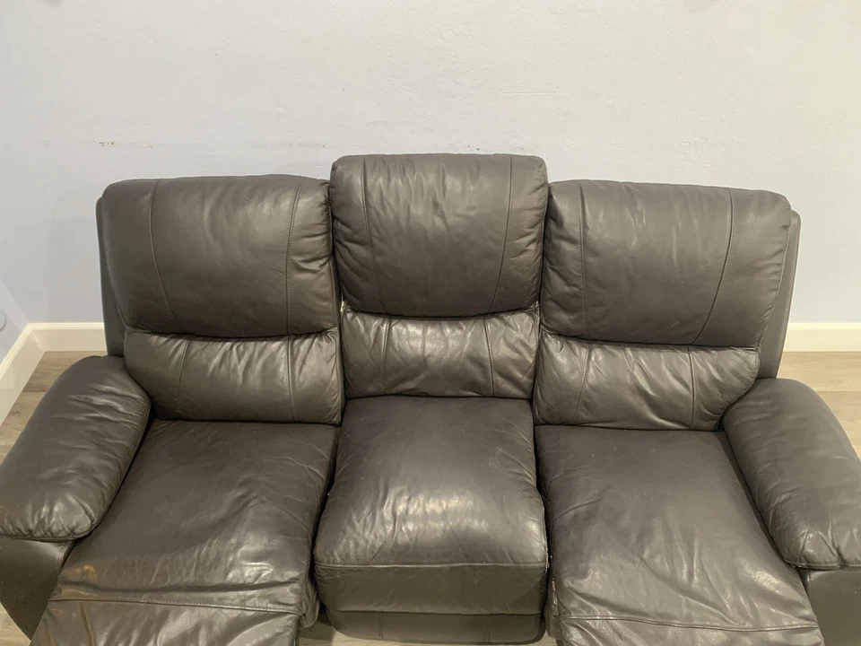 recliner sofa set - 3 Seater Sofa And 2 Seater Sofa - Brown For Pick Up - Image 3 of 4
