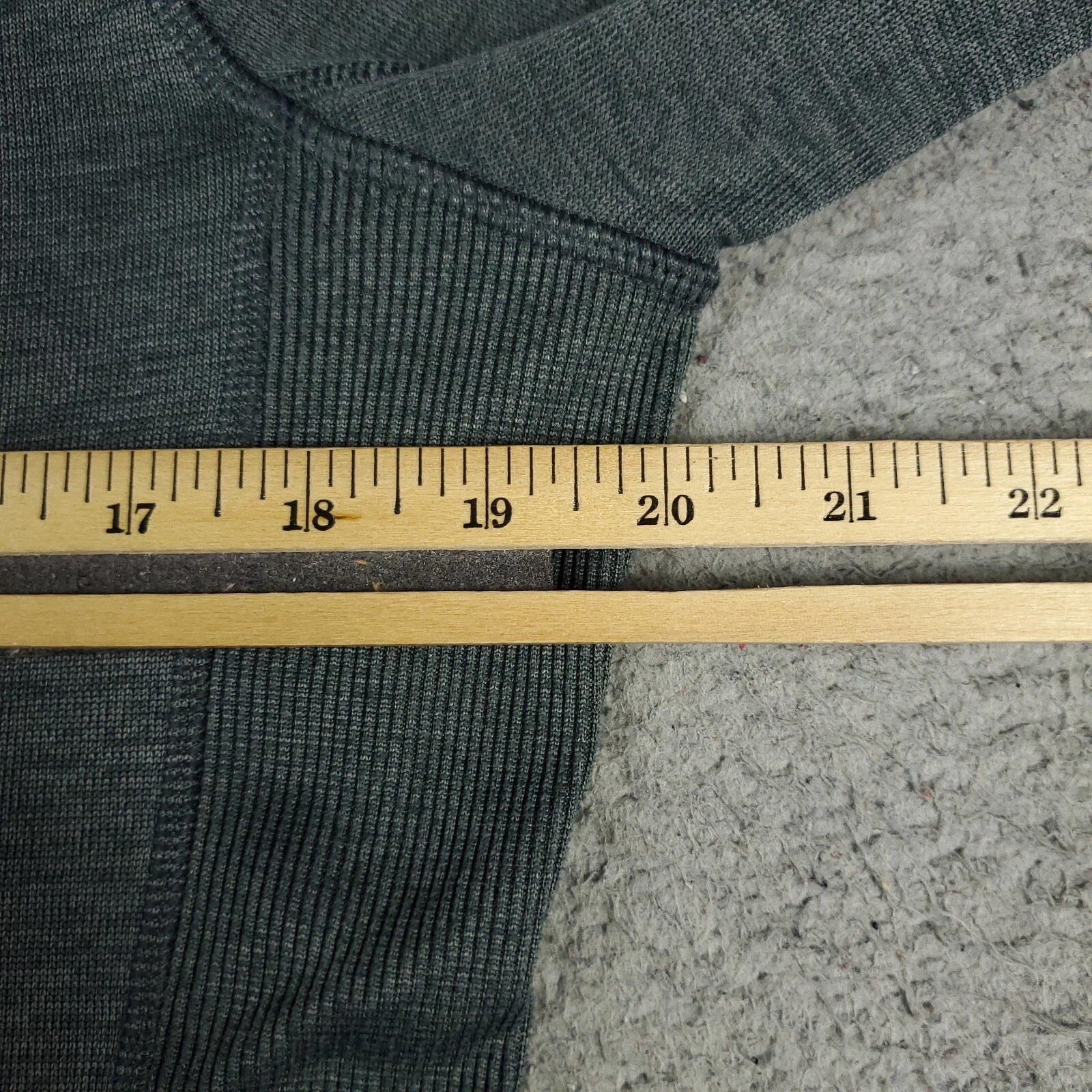 VETEMENTS Maglione Under Armour uomo taglia small grigio pullover 1 4 zip felpa