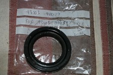 Yamaha R5 DS7 YR1 YR3 TD3 Right crankshaft oil seal 93103 40077 93103 40058