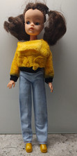 Vintage Sindy doll, brunette hair 033055X Spares and Repairs damaged fingers