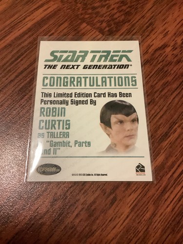 STAR TREK TNG HEROES & VILLAINS AUTO CARD ROBIN CURTIS 2013 RITTENHOUSE - Picture 2 of 2