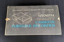 ZENITH A-608Y Ebony Portable Cassette Recorder Orginal Box  Accessories USED 