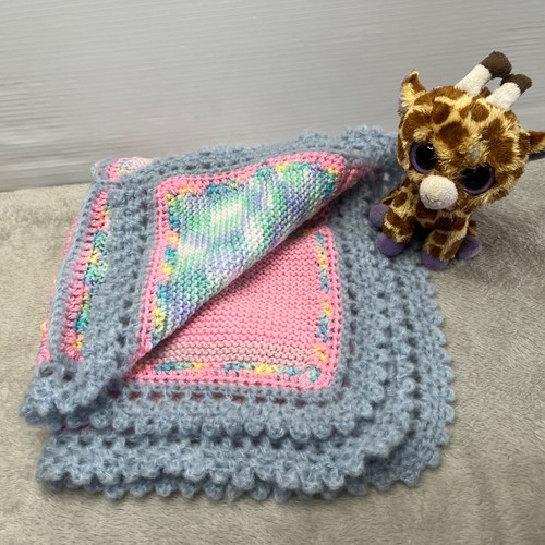 Handmade Crochet Baby Blanket Throw Pram Cover Flower Applique Homemade Rug - Picture 3 of 10
