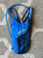 CamelBak Mini M.U.L.E. Blue Kids Hydration Backpack, 50oz