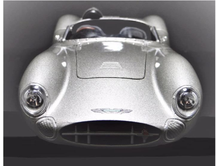 1950s Ferrari Engine in Le Mans Race Car Custom Built Metal Body1:18SCALE MODEL
