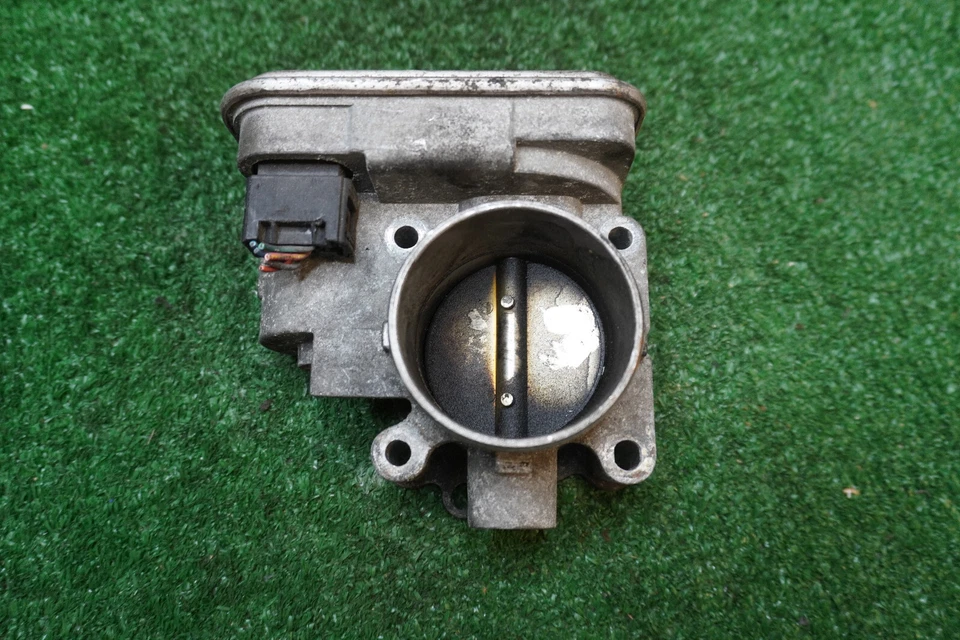 Jeep Patriot 2007 2,4 L carrocería del acelerador OEM 04891735AC Foto 2 de 4