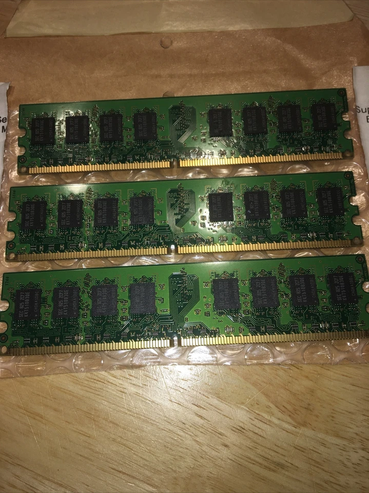 (3 x1GB) Samsung M378T2953EZ3-CF7 PC2-6400U DDR2 RAM - Image 4 of 4