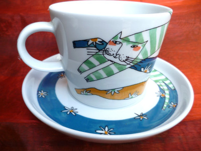 ''Die Schöne und die Katze''  Café-au-lait Tasse m. Untertasse Kathrin Grünke TOP