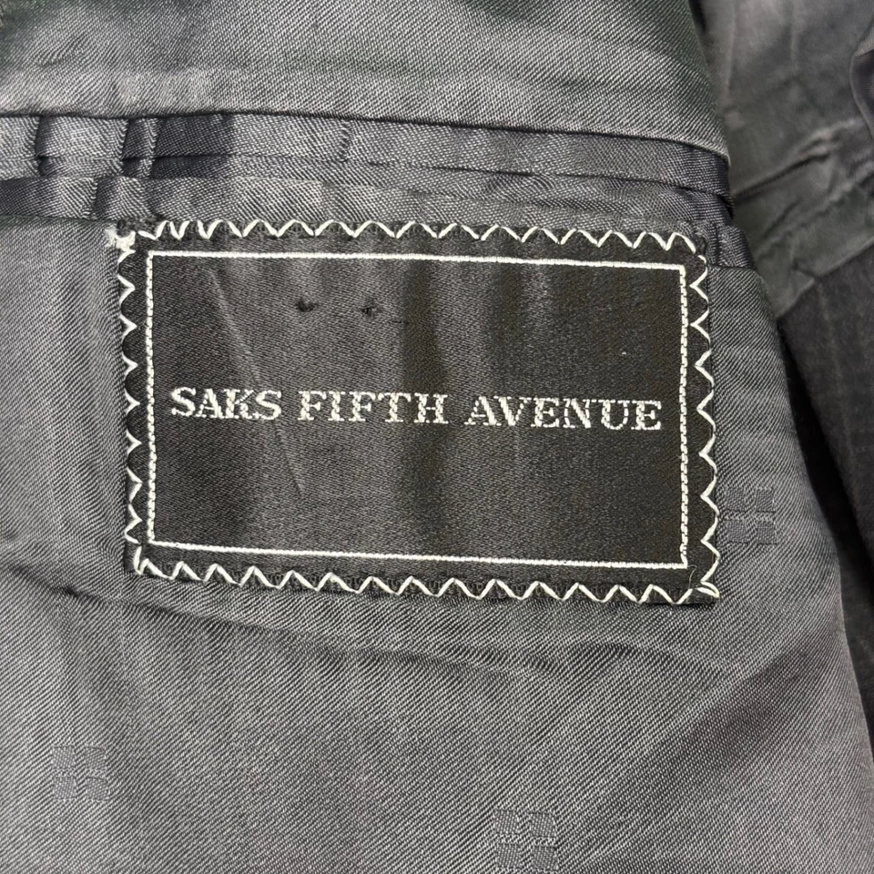 Blazer a rayas Saks Fifth Avenue para hombre talla 41R gris 2 botones calce clásico Foto 2 de 4