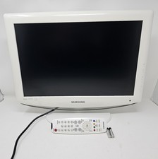 Samsung LN19A331J1D 19” LCD White Retro Gaming TV Monitor W/ Remote Tested
