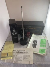 Realistic TRC-412 40 Channel Emergency Citizens Band CB Radio w Box, Accessories