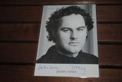 Julian Tovey Autogramm Autogrammkarte Foto C141