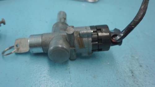 MERCEDES-BENZ W108 W109 280S 280SE , IGNITION KEY HANDLE , missing 1 side - Bild 5 von 11
