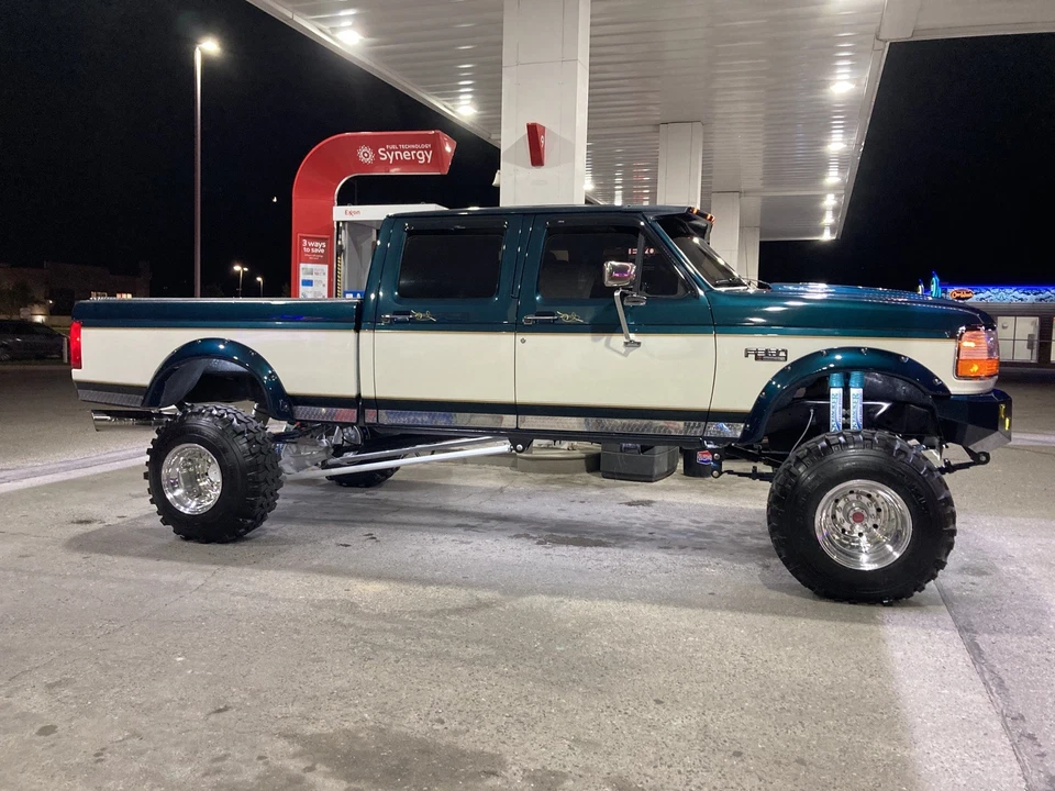 OBS Ford 80-96 Crew cab Short Box Covercraft Cover With Tie Downs - Image 3 of 3