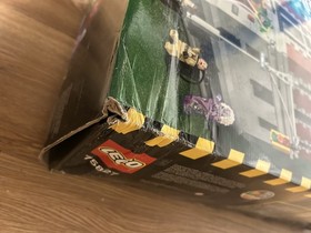 LEGO Ghostbusters: Firehouse Headquarters (75827) Never Used, Packaging Damage.