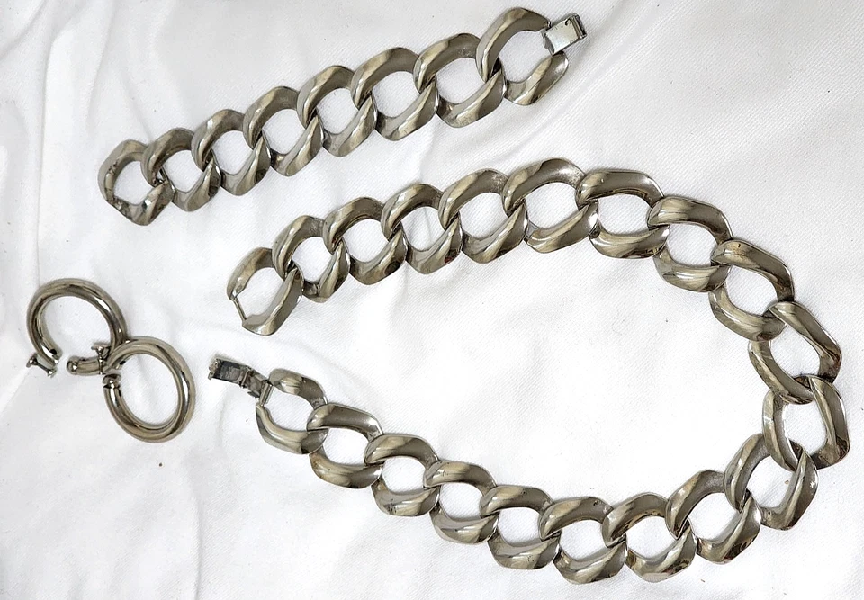 Collar de peltre pulido y collar de cadena cromada con pulsera Foto 2 de 4