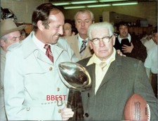 ART ROONEY STEELERS RECIEVING THE IST SUPER BOWL TROPHY SBIX COLOR 8X10