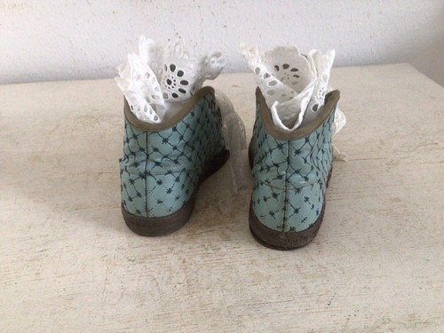 Alte Kinderschuhe 50er Jahre Shabby Brocante Nostalgie Blau Landhaus Puppen Deko - Bild 10 von 15