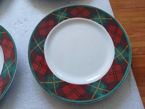 4x Block Gear Father Christmas Plaid Rim 10.5" Dinner Plates RED GREEN - Picture 13 of 16