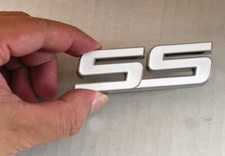 1pc Trunk Fender SS Emblem Badge Pearl For 06-10  10336980 White