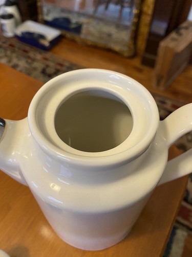 Vintage Hall USA Keramik Teekanne Knochen weiß Metall verstärkter Ausguss Warmwasser - Bild 7 von 7