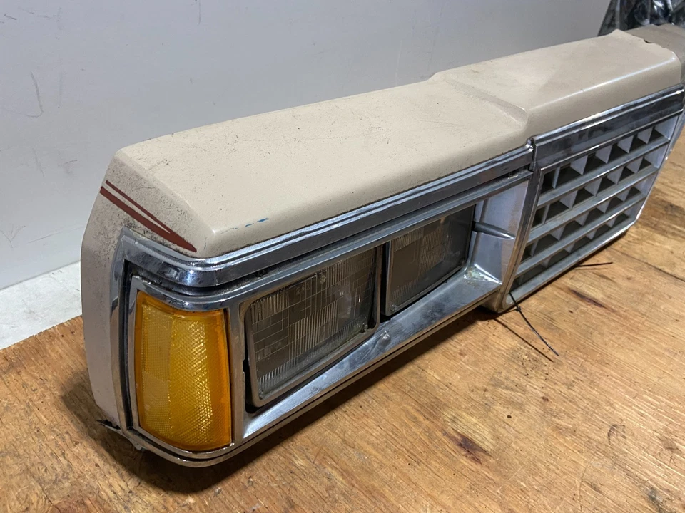 Panel de cabezal delantero Chevrolet Caprice 1983 a 1984 O7265 Foto 3 de 4