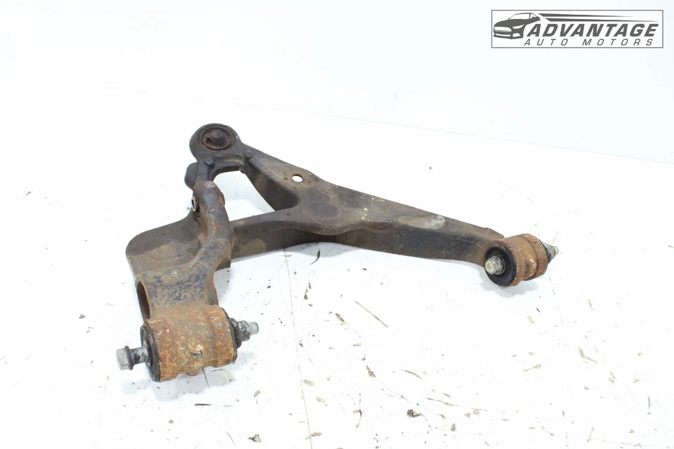 Chevrolet Silverado 2500 HD 2011-2019 brazo de control inferior delantero izquierdo OEM Foto 3 de 4