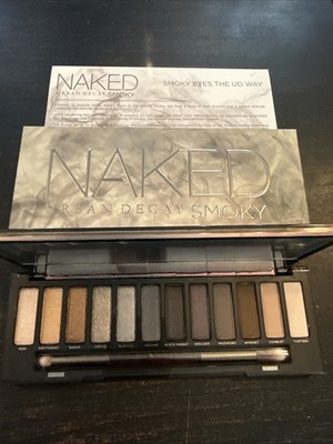 Urban Decay Naked Smoky Eyeshadow Palette with Double Ended Brush New in Box