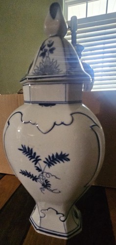 Vintage Delft Blue Lidded Canister – Hand-Painted Floral Holland Ginger Jar 13” - Picture 3 of 6