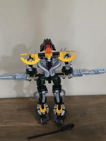 LEGO BIONICLE: Titan - Umbra (8625) 100% Complete W/ Rhotuka Spinner