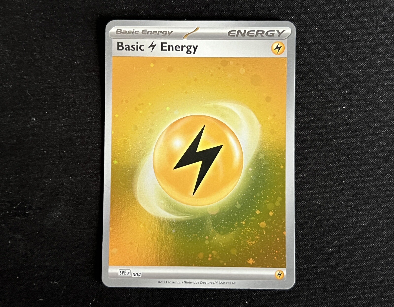 Basic Lightning Energy (Cosmos Holo) - SVEen 004 - S&V: 151 Pokemon TCG