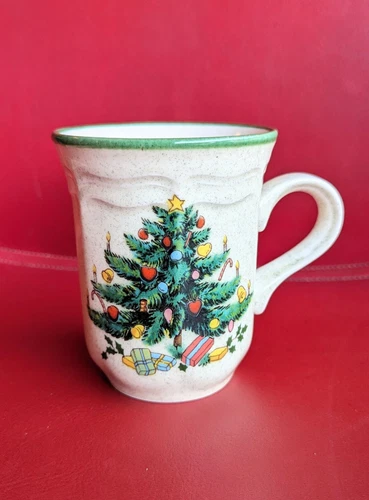 Mikasa Festive Season Mug EB 451 Japan Christmas Tree Holly Holiday Coffee Cup