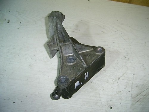 Opel Vectra B 1.6 J96 5-türige Motorhalter Halter Motor 90497583