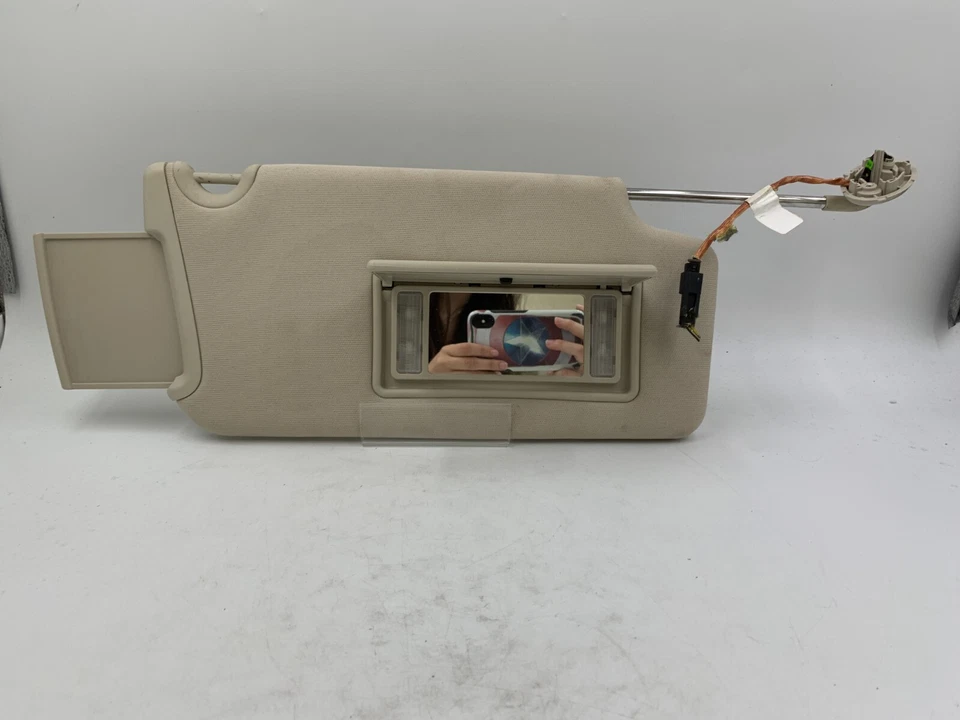 2015-2023 Chrysler 300 Passenger Sun Visor Illuminated OEM E02B55065 - Image 3 of 4