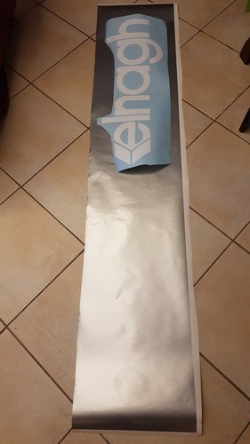 adesivo posteriore per camper elnagh con scritta a parte come foto