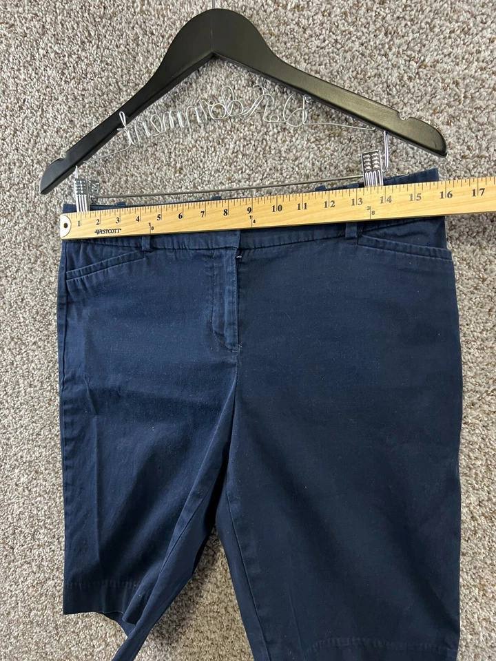 Talbots Petites Bermuda Shorts Women's Size 6P Blue Bermuda Chino Shorts Stretch - Image 4 of 4