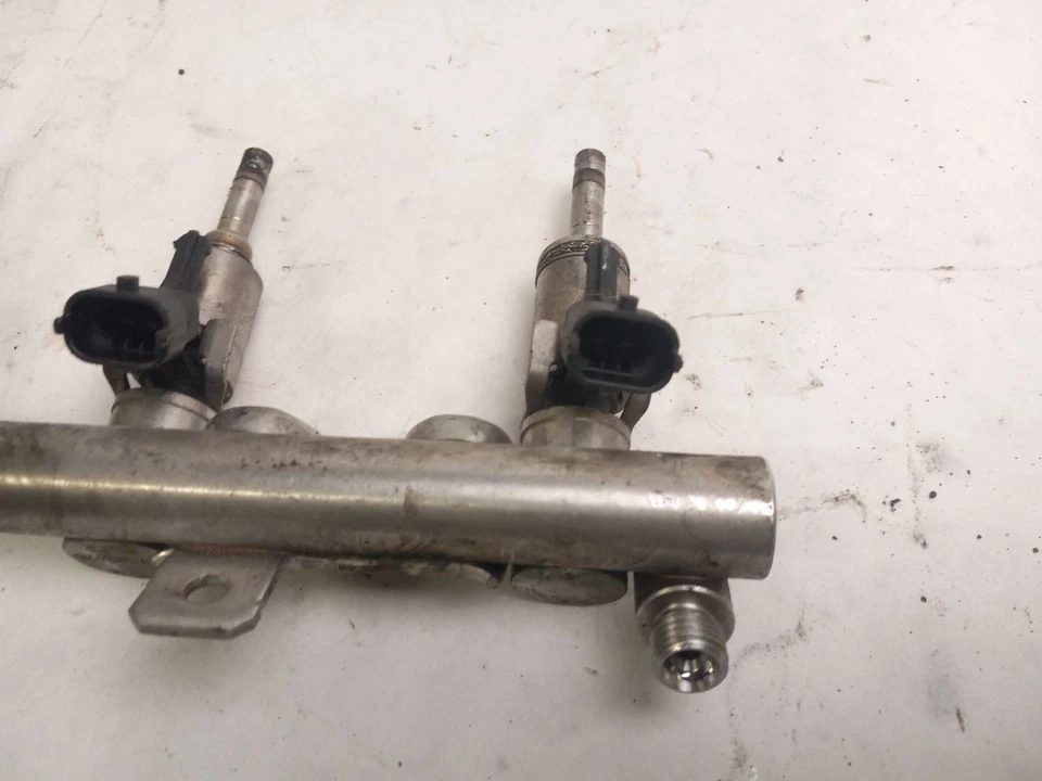 FUEL RAIL fits MINI COOPER COUNTRYMAN 2007 - 2015 OEM - Image 4 of 4