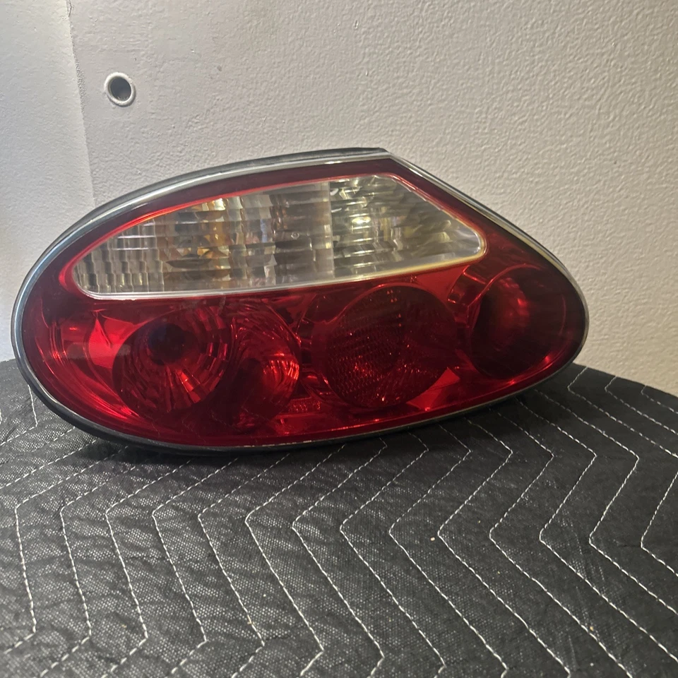 01-06 JAGUAR XK8 DRIVER CUARTO IZQUIERDO PANEL MONTADO LUZ TRASERA LÁMPARA Foto 2 de 4