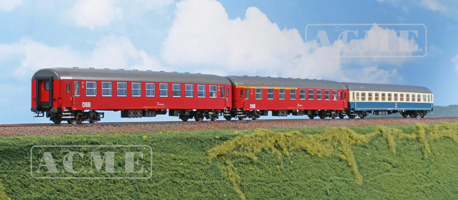 ACME 55320 DSB Set Carriages Nord West Express 236/237