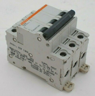Square D MG17473 D35A Circuit Breaker