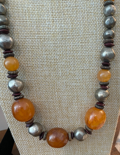 VINTAGE MOROCCAN AMBER AND SILVER BEADED NECKLACE CARNELIAN - Picture 2 of 5