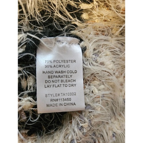 Lulumari Fuzzy Eyelash Knit Sweater Black Cream Geometric Pattern Women Size M - Bild 13 von 14