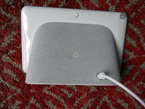 Google Nest Hub 7” Smart Display (2nd Generation), Chalk, Model GUIK2. NICE! - Picture 6 of 10